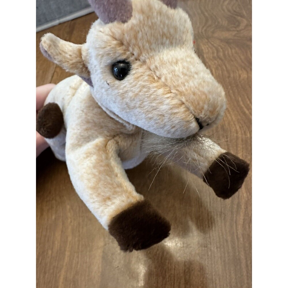Rare Vintage Retired Ty Beanie Baby "Goatee" the Goat  - Tags with ERRORS